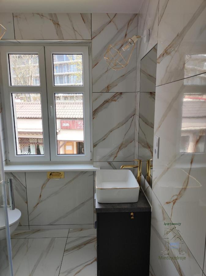 Nowe Apartamenty Na Swiatowida Vito Apartments "Centrum"Molo 5 Min Spacerem" Miedzyzdroje Luaran gambar